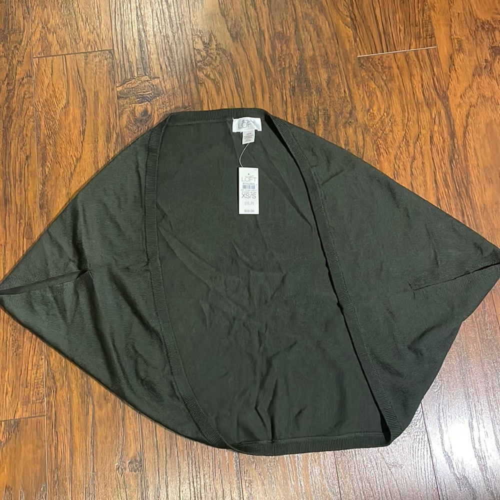 Anne Taylor Loft Cashmere green shirt sleeve shrug size XS/S